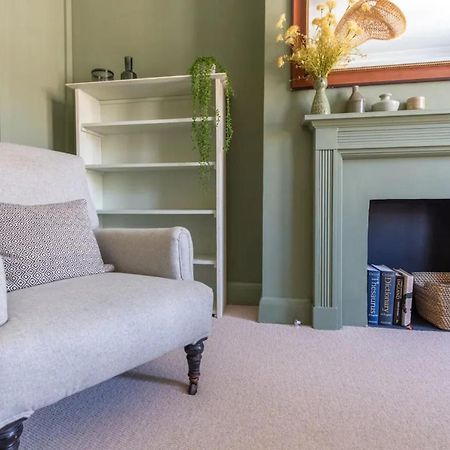 Luxuriously Designed 3 Bedroom Apartment In Clapham Londra Dış mekan fotoğraf